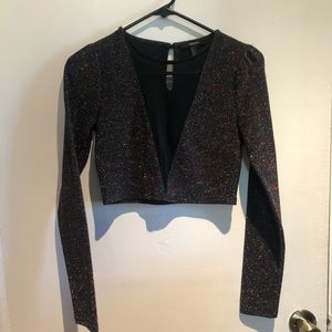 Long sleeve crop top